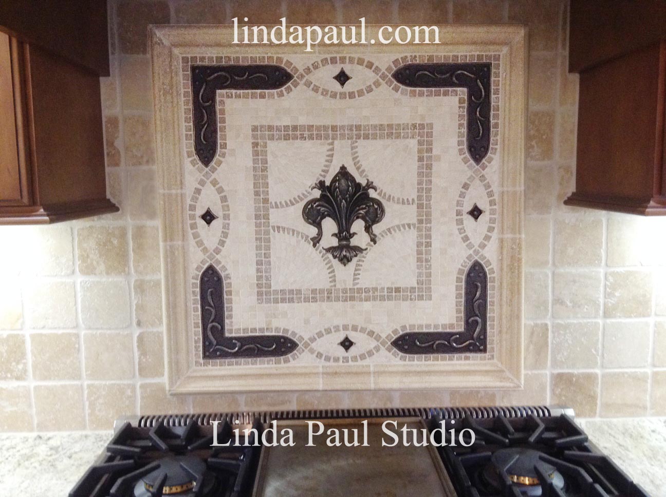 Fleur De Lis Backsplash Tile Mosaic Medallion Mosaics Art Mural Grand Vienna Fleur De Lis Kitchen Backsplash Medallion 24 X With Nickel Silver Highlight Polish Accents